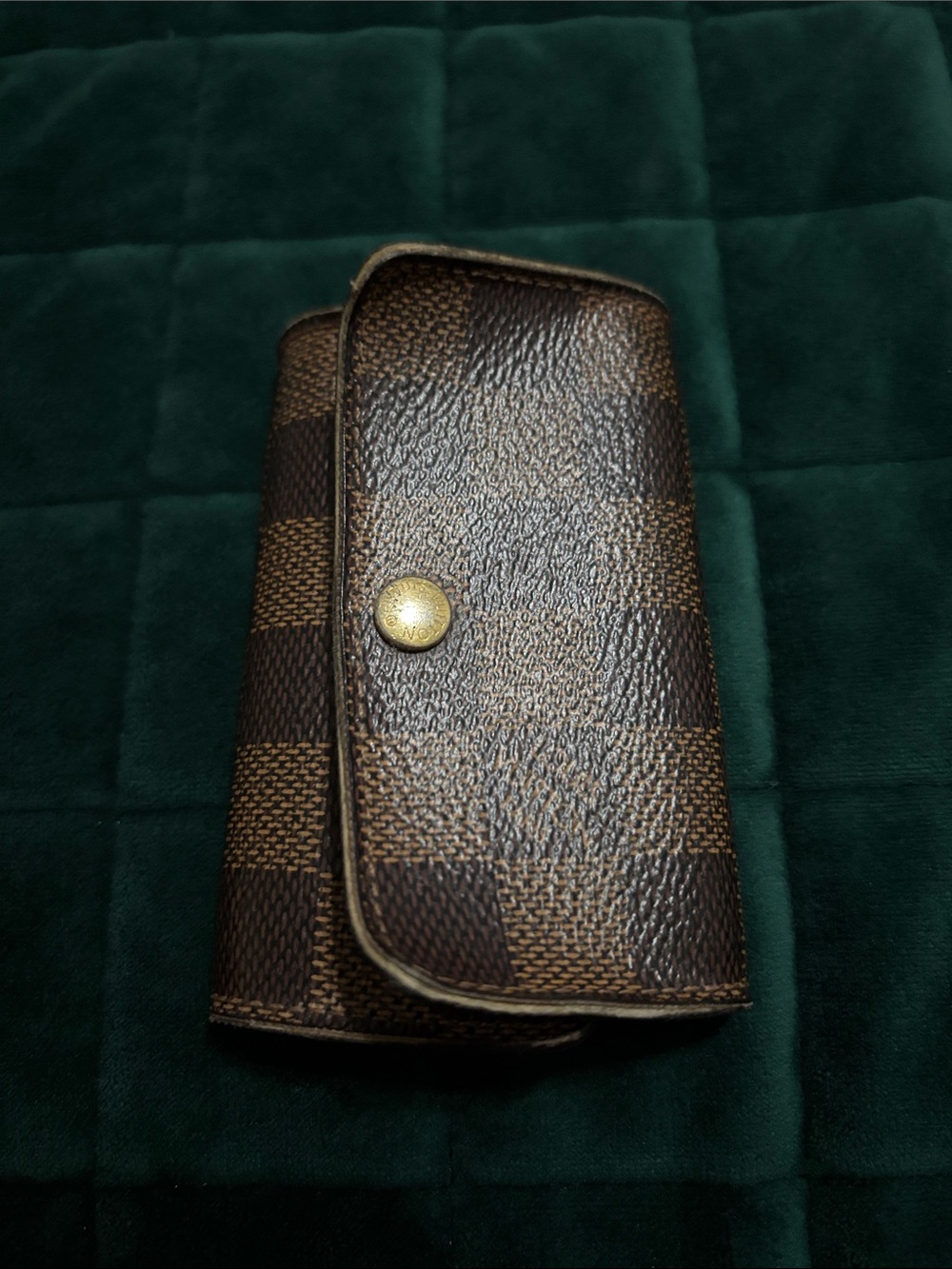 Louis Vuitton Damier Ebene 6 Ring Key Holder